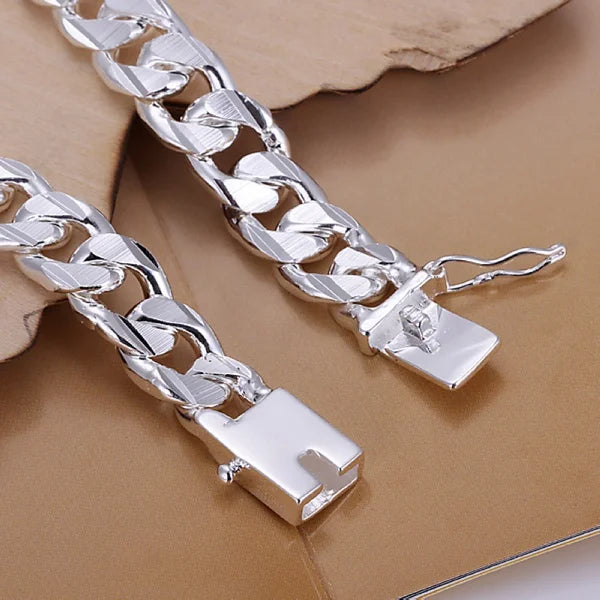 Pulseira Quadrada com Zircônia
