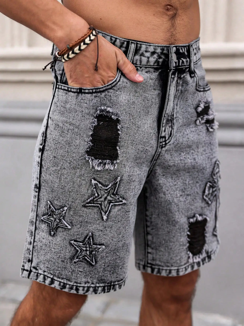 Short Denim Cinza Bordado Street Art